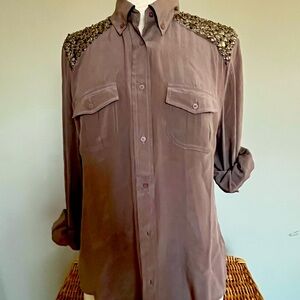 Love Sam woman’s buttons down metal beaded yoke silk blouse gray patch pockets